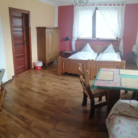 Villa Meisterburg Sciegny Phòng bức ảnh