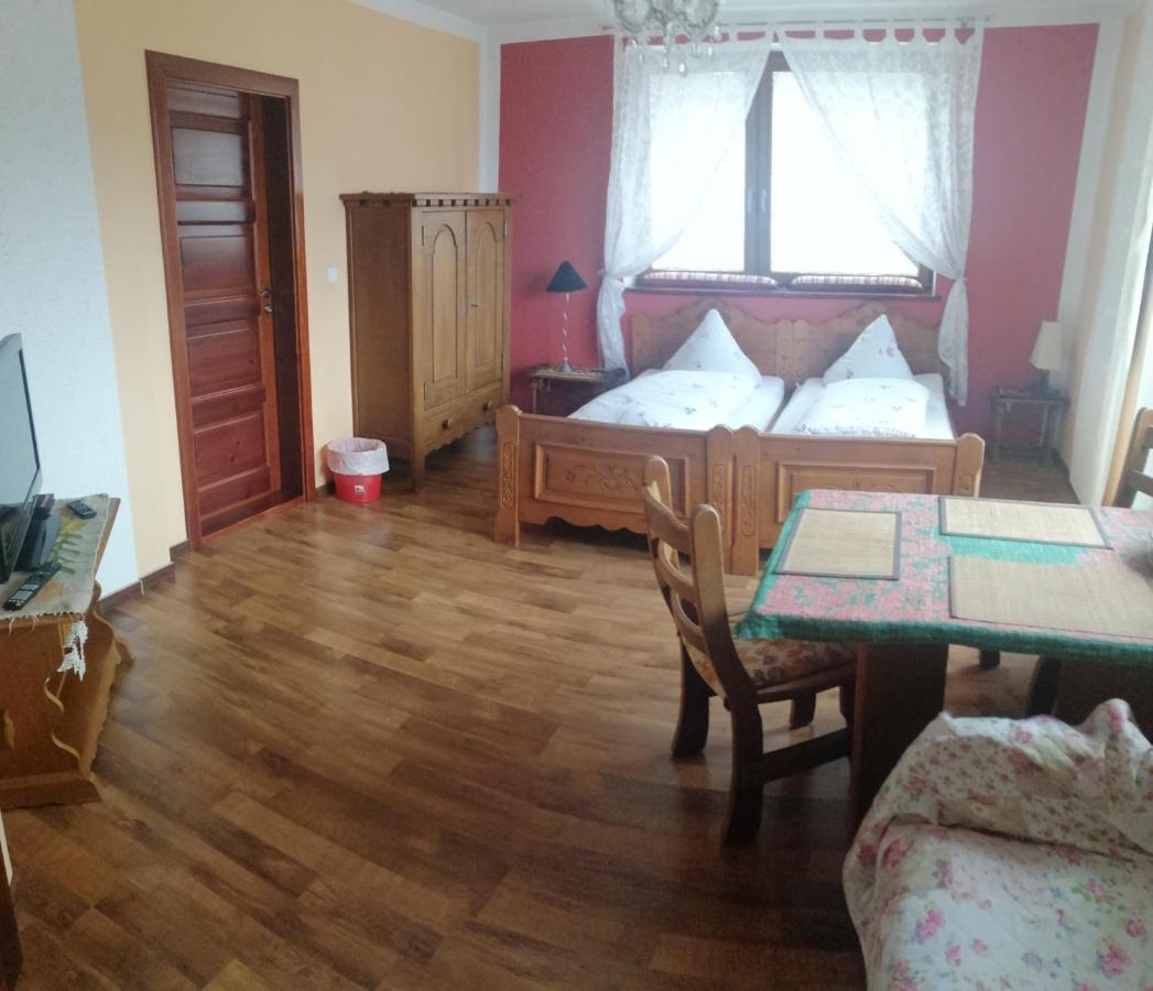 Villa Meisterburg Sciegny Phòng bức ảnh